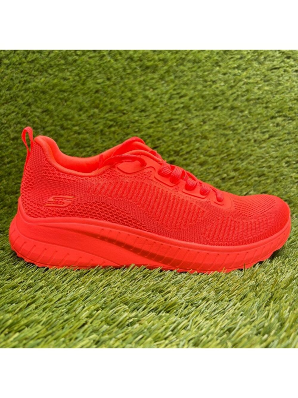 Skechers BOBS Squad Chaos Rythms Women Size 7 Neon Orange Running Shoes Sneakers
